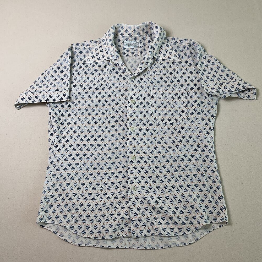 Vintage 70s Kmart Mens Large Short Sleeve Button Down Shirt with Dagger Collars
